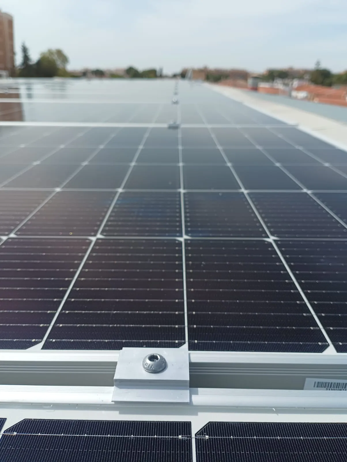 Mantenimiento de placas solares en Málaga: qué revisar y cuánto cuesta